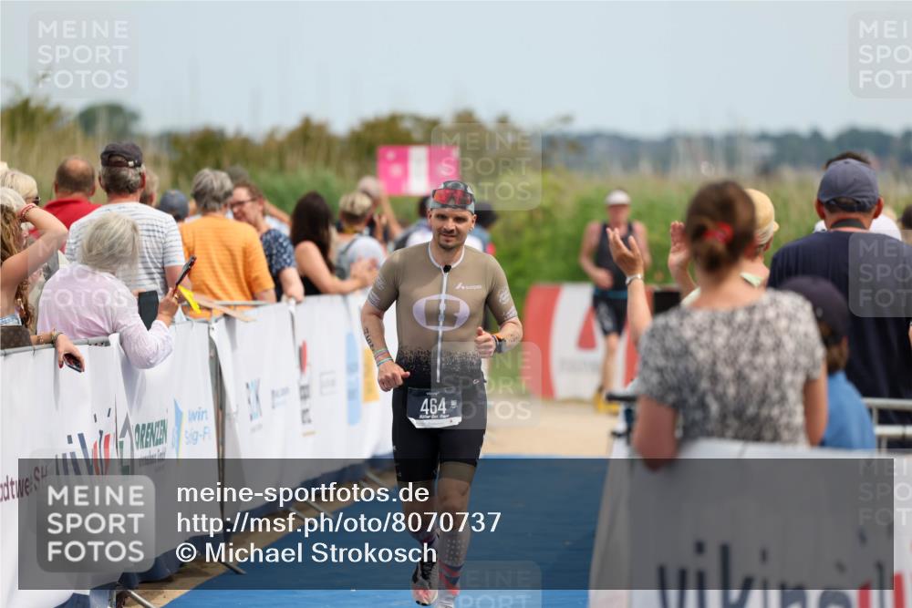 22.06.2025 - Viking Triathlon Michael Strokosch http://msf.ph/oto/8070737 22.06.2025 14:58:35 Ziel 464 meine-sportfotos.de