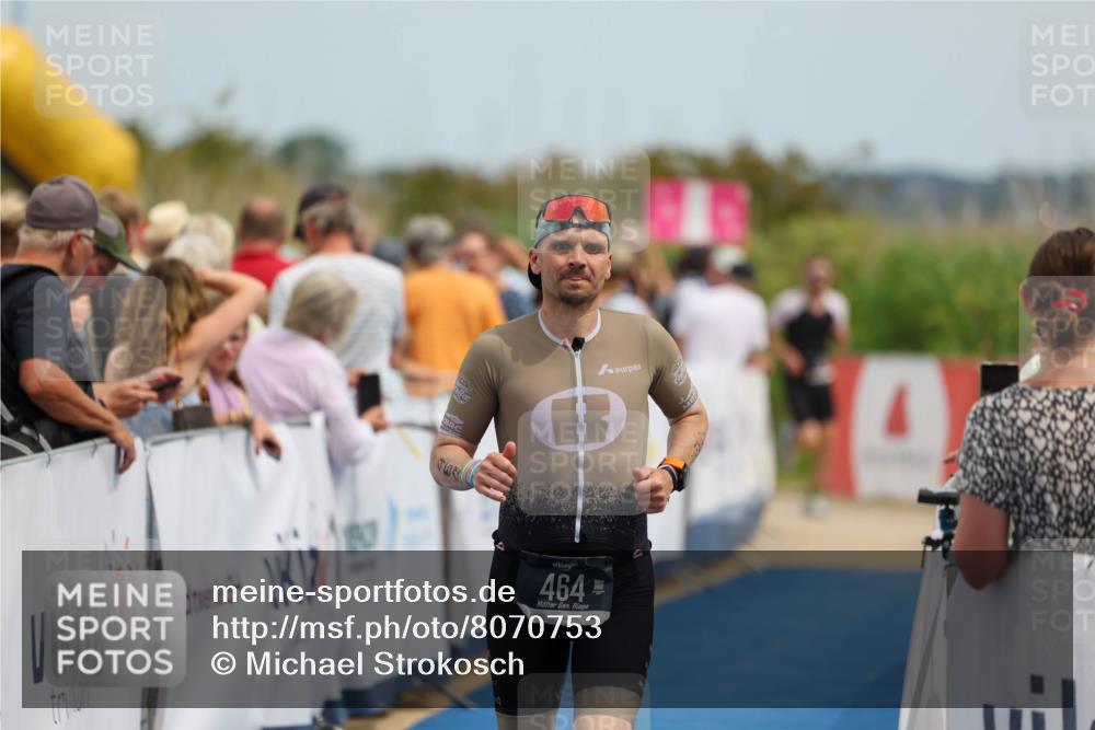 22.06.2025 - Viking Triathlon Michael Strokosch http://msf.ph/oto/8070753 22.06.2025 14:58:37 Ziel 464 meine-sportfotos.de