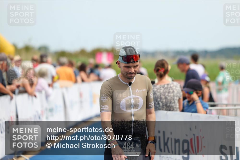 22.06.2025 - Viking Triathlon Michael Strokosch http://msf.ph/oto/8070778 22.06.2025 14:58:40 Ziel 233, 464 meine-sportfotos.de