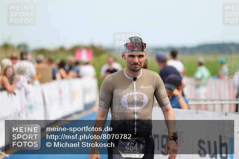 22.06.2025 - Viking Triathlon Michael Strokosch http://msf.ph/oto/8070782 22.06.2025 14:58:41 Ziel 233, 464 meine-sportfotos.de