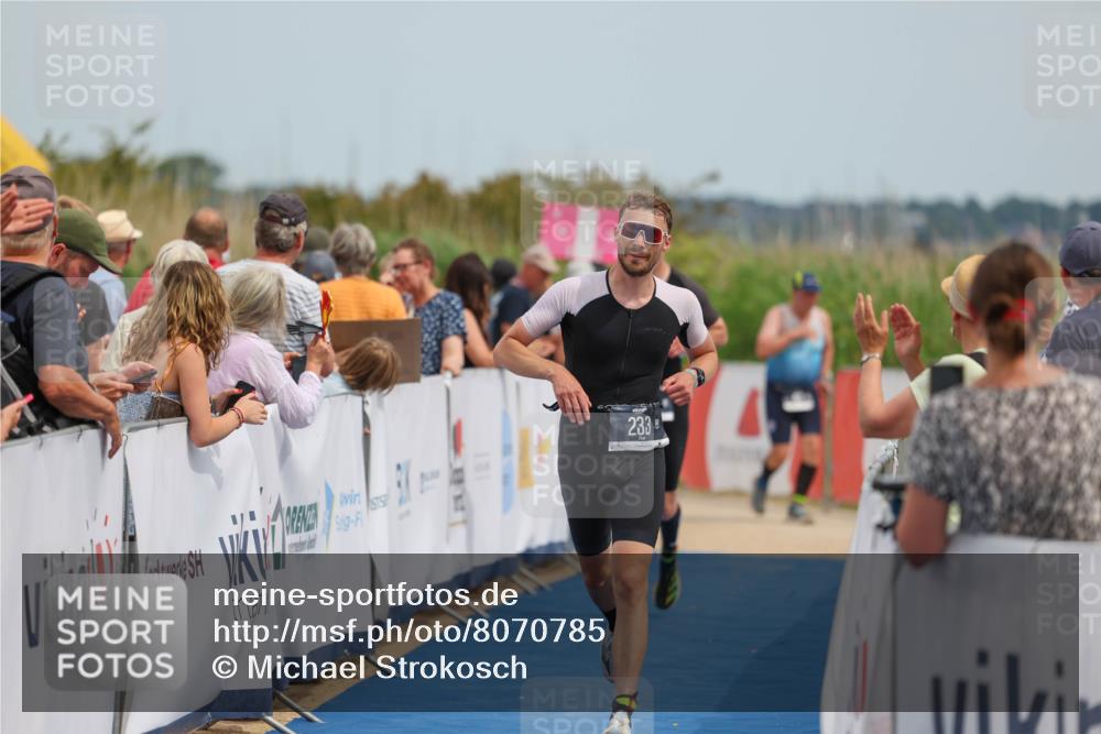 22.06.2025 - Viking Triathlon Michael Strokosch http://msf.ph/oto/8070785 22.06.2025 14:58:43 Ziel 233, 464, 508 meine-sportfotos.de