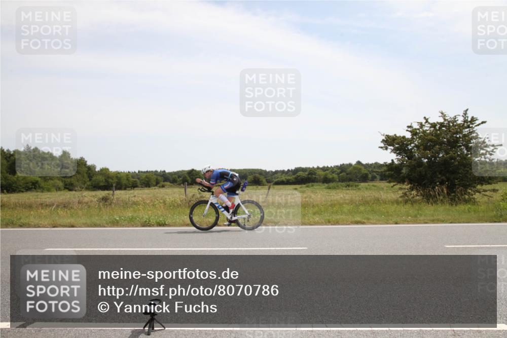 22.06.2025 - Viking Triathlon Yannick Fuchs http://msf.ph/oto/8070786 22.06.2025 12:20:41 Radfahren 40, 108, 209, 217, 230, 283, 290, 369, 519 meine-sportfotos.de