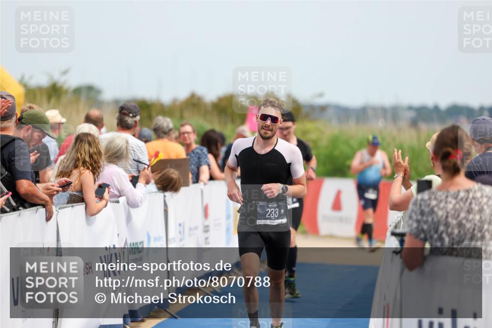 22.06.2025 - Viking Triathlon Michael Strokosch http://msf.ph/oto/8070788 22.06.2025 14:58:43 Ziel 233, 464, 508 meine-sportfotos.de