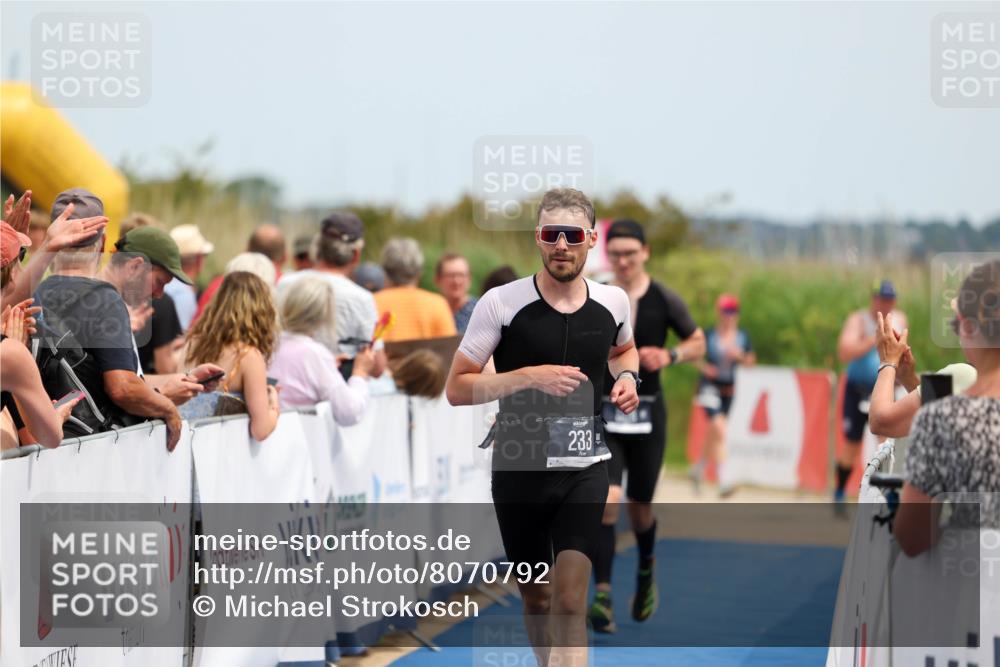22.06.2025 - Viking Triathlon Michael Strokosch http://msf.ph/oto/8070792 22.06.2025 14:58:44 Ziel 233, 464, 508 meine-sportfotos.de