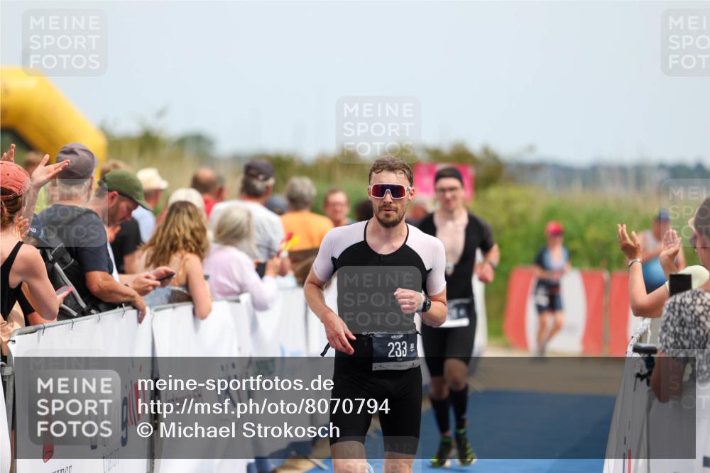 22.06.2025 - Viking Triathlon Michael Strokosch http://msf.ph/oto/8070794 22.06.2025 14:58:44 Ziel 233, 464, 508 meine-sportfotos.de