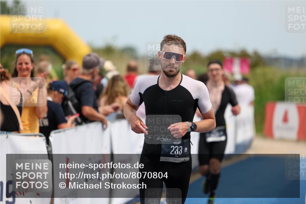 22.06.2025 - Viking Triathlon Michael Strokosch http://msf.ph/oto/8070804 22.06.2025 14:58:45 Ziel 233, 508 meine-sportfotos.de