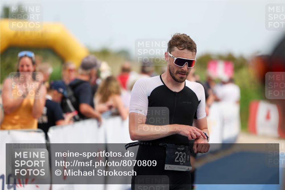 22.06.2025 - Viking Triathlon Michael Strokosch http://msf.ph/oto/8070809 22.06.2025 14:58:45 Ziel 233, 508 meine-sportfotos.de