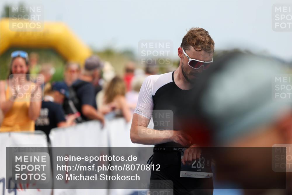 22.06.2025 - Viking Triathlon Michael Strokosch http://msf.ph/oto/8070812 22.06.2025 14:58:46 Ziel 233, 508 meine-sportfotos.de