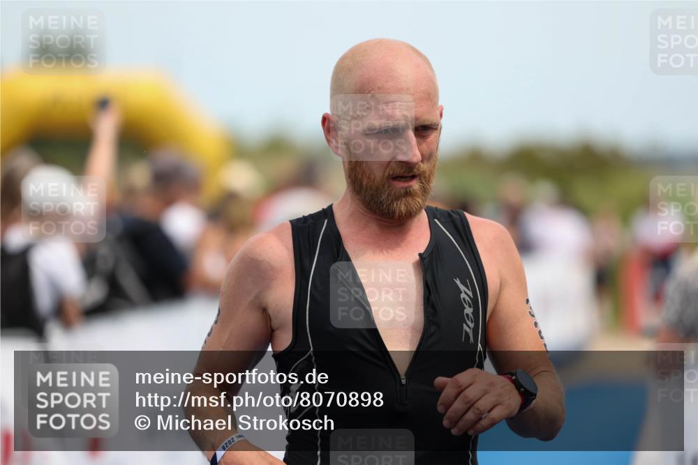 22.06.2025 - Viking Triathlon Michael Strokosch http://msf.ph/oto/8070898 22.06.2025 14:59:11 Ziel 137, 325 meine-sportfotos.de