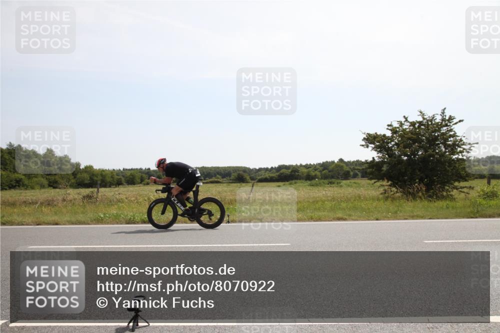 22.06.2025 - Viking Triathlon Yannick Fuchs http://msf.ph/oto/8070922 22.06.2025 11:45:17 Radfahren 195, 548 meine-sportfotos.de