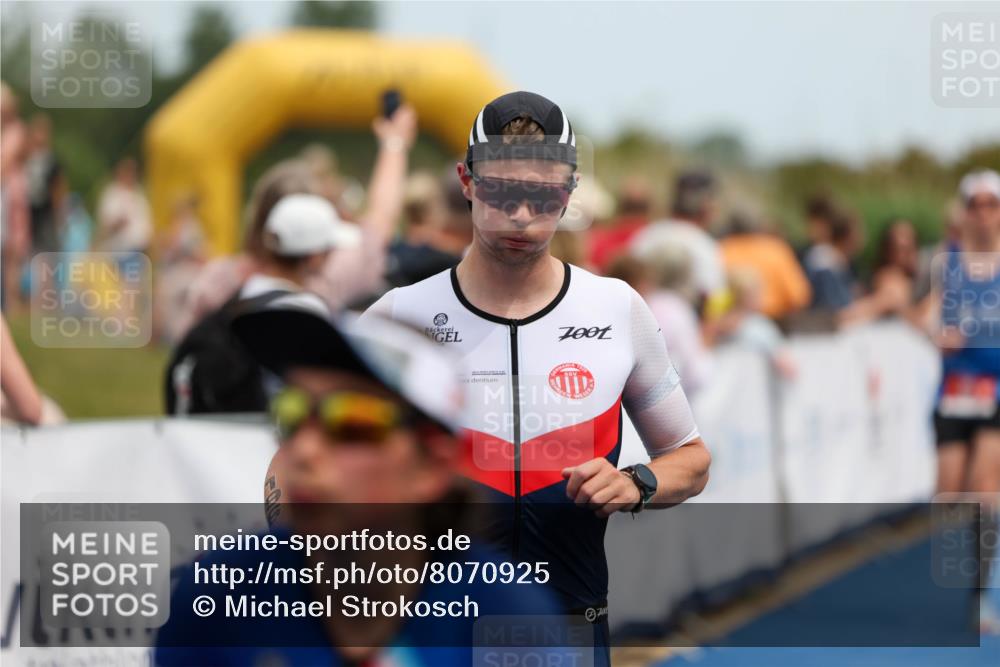 22.06.2025 - Viking Triathlon Michael Strokosch http://msf.ph/oto/8070925 22.06.2025 14:59:18 Ziel 196, 611 meine-sportfotos.de
