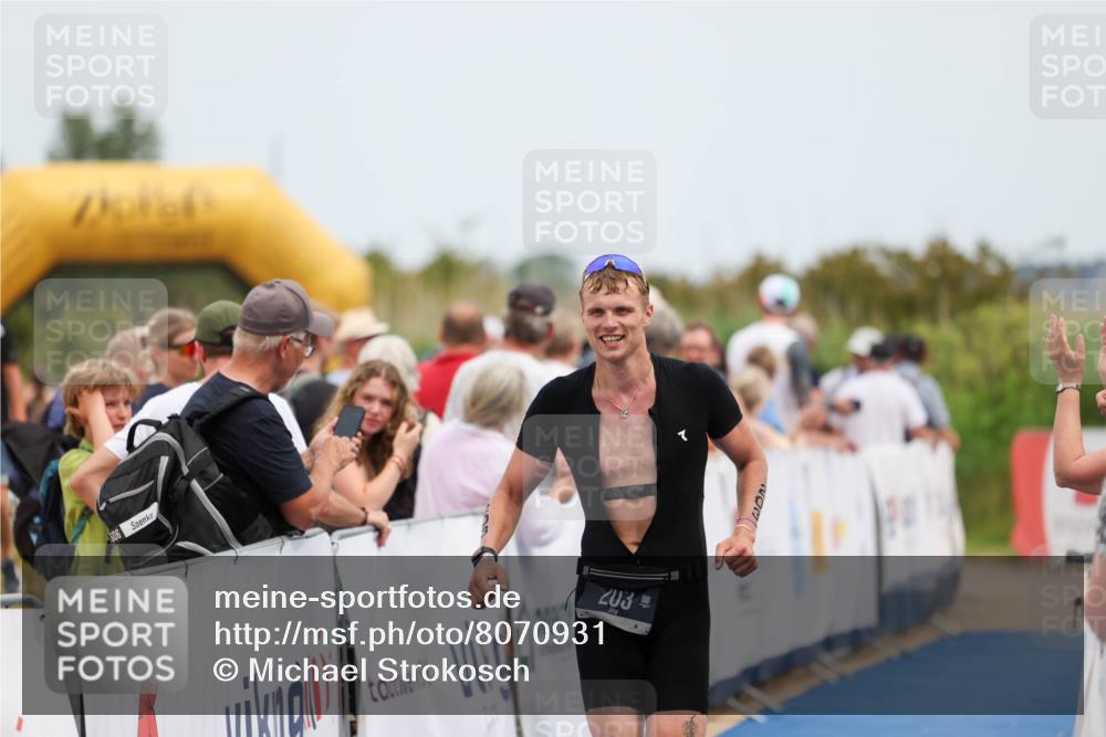 22.06.2025 - Viking Triathlon Michael Strokosch http://msf.ph/oto/8070931 22.06.2025 14:59:46 Ziel 203 meine-sportfotos.de