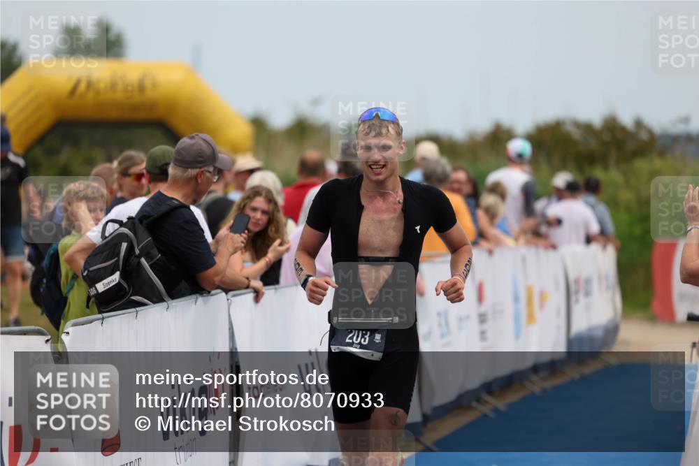 22.06.2025 - Viking Triathlon Michael Strokosch http://msf.ph/oto/8070933 22.06.2025 14:59:47 Ziel 203 meine-sportfotos.de