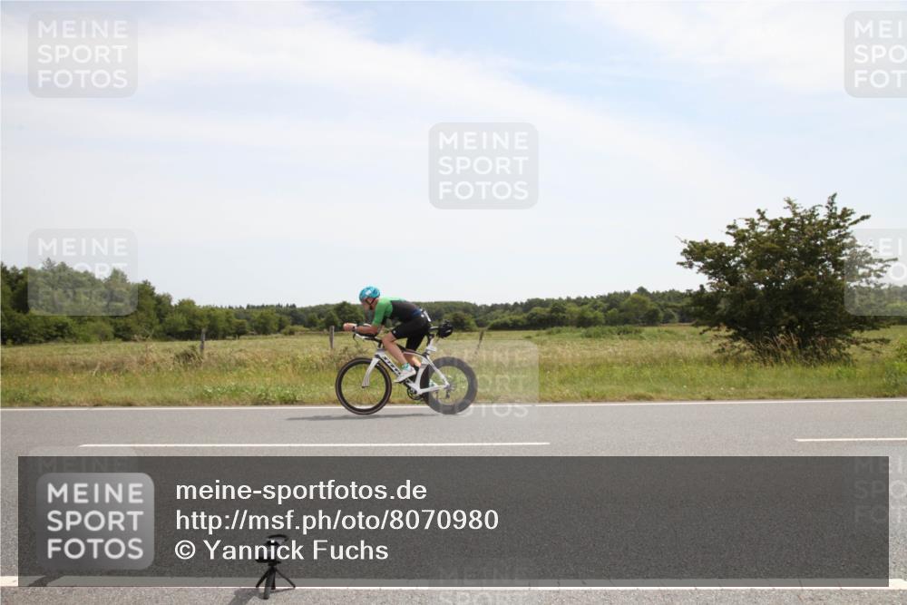 22.06.2025 - Viking Triathlon Yannick Fuchs http://msf.ph/oto/8070980 22.06.2025 12:22:59 Radfahren 113, 137 meine-sportfotos.de