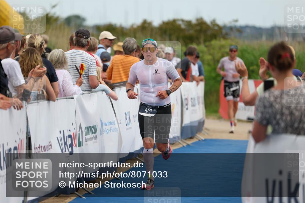 22.06.2025 - Viking Triathlon Michael Strokosch http://msf.ph/oto/8071033 22.06.2025 15:00:53 Ziel 474 meine-sportfotos.de