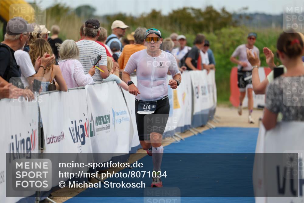 22.06.2025 - Viking Triathlon Michael Strokosch http://msf.ph/oto/8071034 22.06.2025 15:00:53 Ziel 474 meine-sportfotos.de