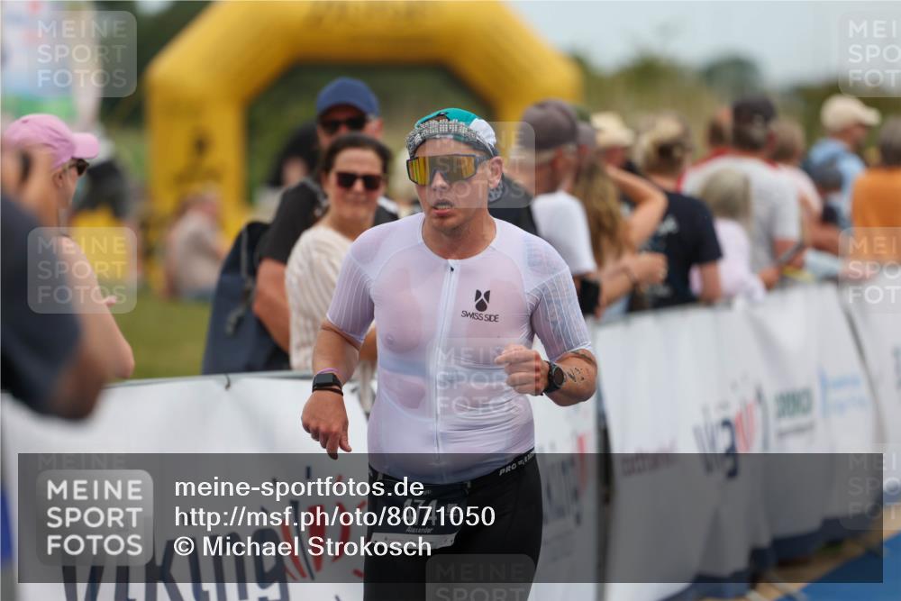 22.06.2025 - Viking Triathlon Michael Strokosch http://msf.ph/oto/8071050 22.06.2025 15:00:55 Ziel 474, 510 meine-sportfotos.de