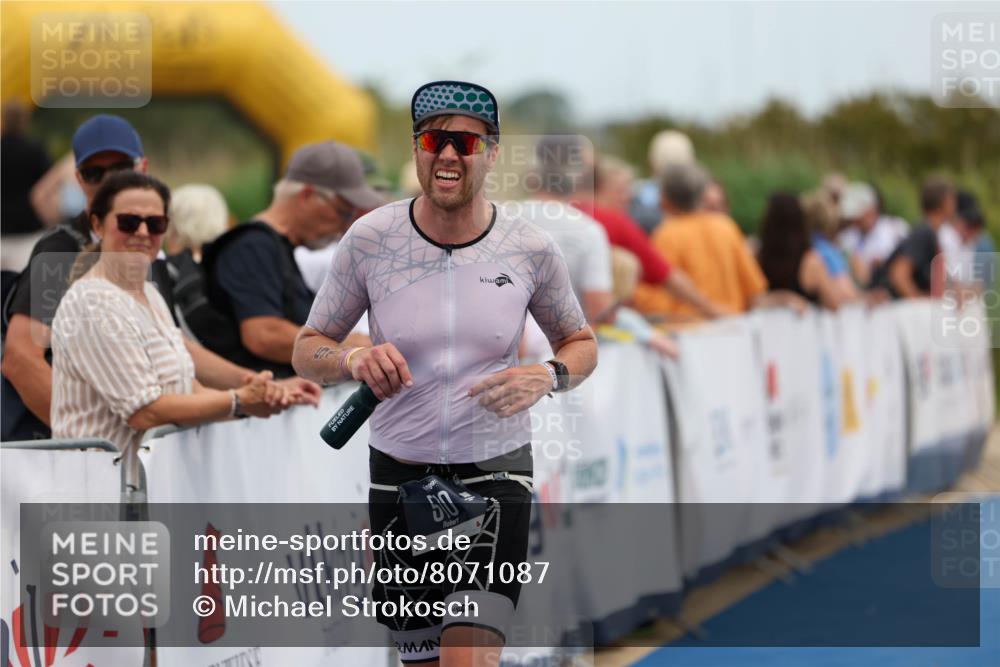 22.06.2025 - Viking Triathlon Michael Strokosch http://msf.ph/oto/8071087 22.06.2025 15:01:00 Ziel 474, 510 meine-sportfotos.de