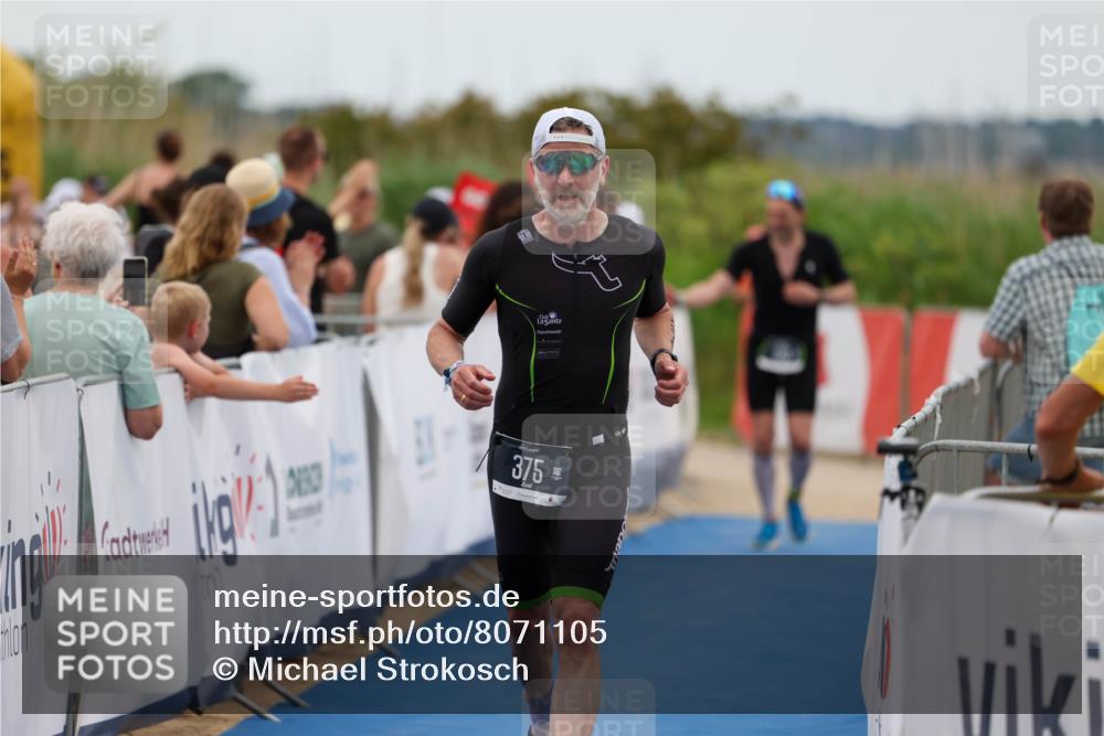 22.06.2025 - Viking Triathlon Michael Strokosch http://msf.ph/oto/8071105 22.06.2025 15:27:09 Ziel 375 meine-sportfotos.de