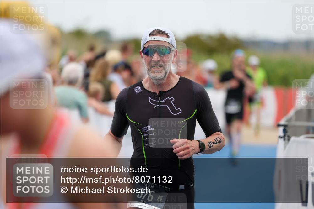 22.06.2025 - Viking Triathlon Michael Strokosch http://msf.ph/oto/8071132 22.06.2025 15:27:11 Ziel 370, 375 meine-sportfotos.de
