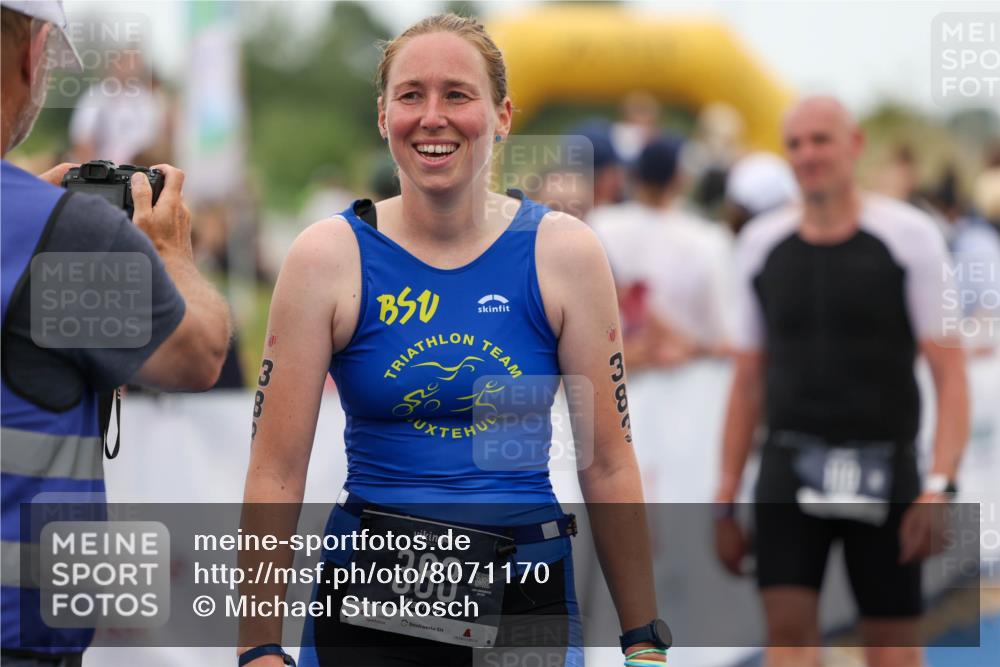 22.06.2025 - Viking Triathlon Michael Strokosch http://msf.ph/oto/8071170 22.06.2025 15:27:25 Ziel 110, 383, 507 meine-sportfotos.de