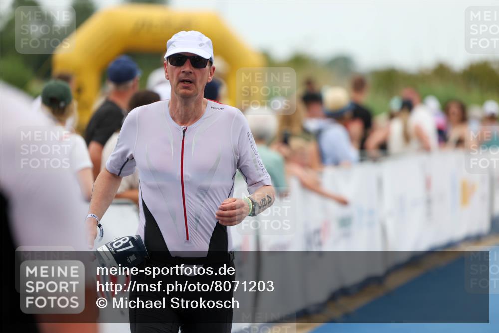 22.06.2025 - Viking Triathlon Michael Strokosch http://msf.ph/oto/8071203 22.06.2025 15:27:35 Ziel 487, 513 meine-sportfotos.de