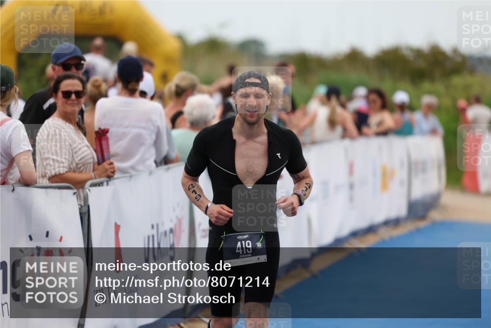22.06.2025 - Viking Triathlon Michael Strokosch http://msf.ph/oto/8071214 22.06.2025 15:27:47 Ziel 419 meine-sportfotos.de