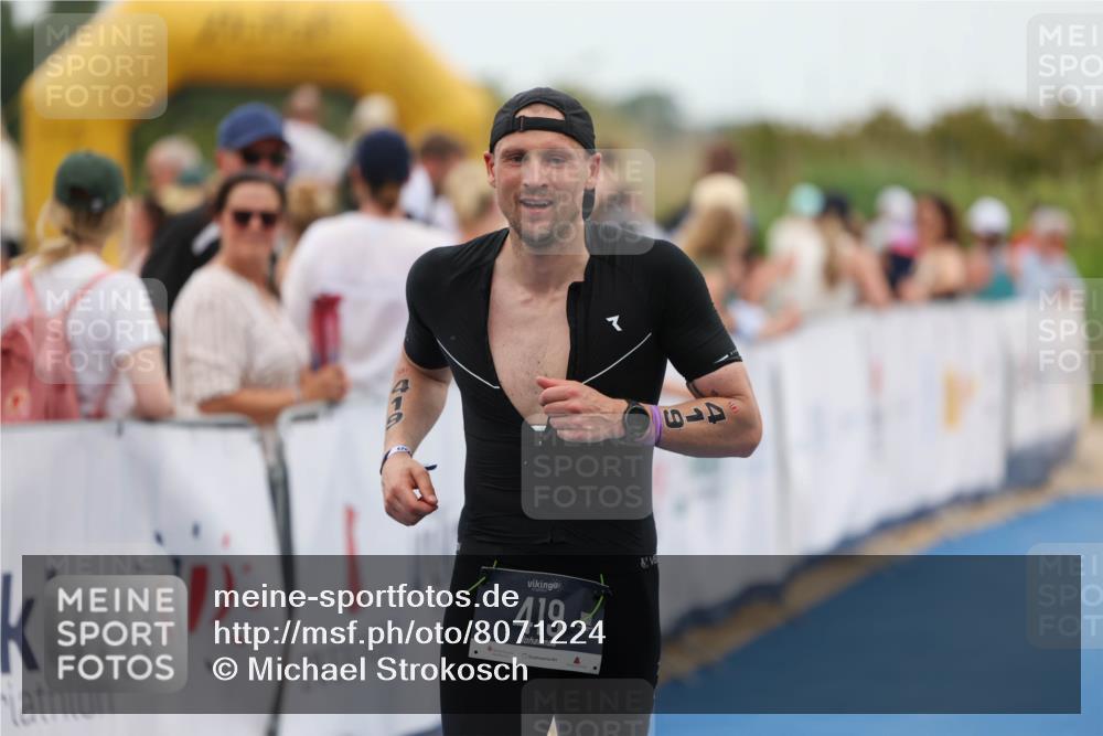 22.06.2025 - Viking Triathlon Michael Strokosch http://msf.ph/oto/8071224 22.06.2025 15:27:48 Ziel 419 meine-sportfotos.de