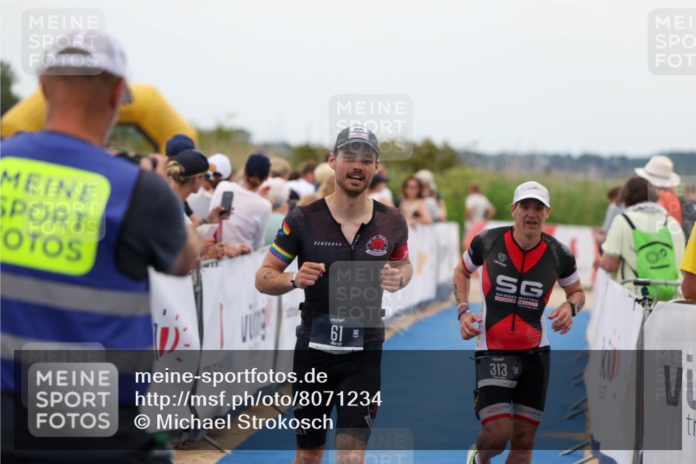 22.06.2025 - Viking Triathlon Michael Strokosch http://msf.ph/oto/8071234 22.06.2025 15:28:05 Ziel 61, 313 meine-sportfotos.de