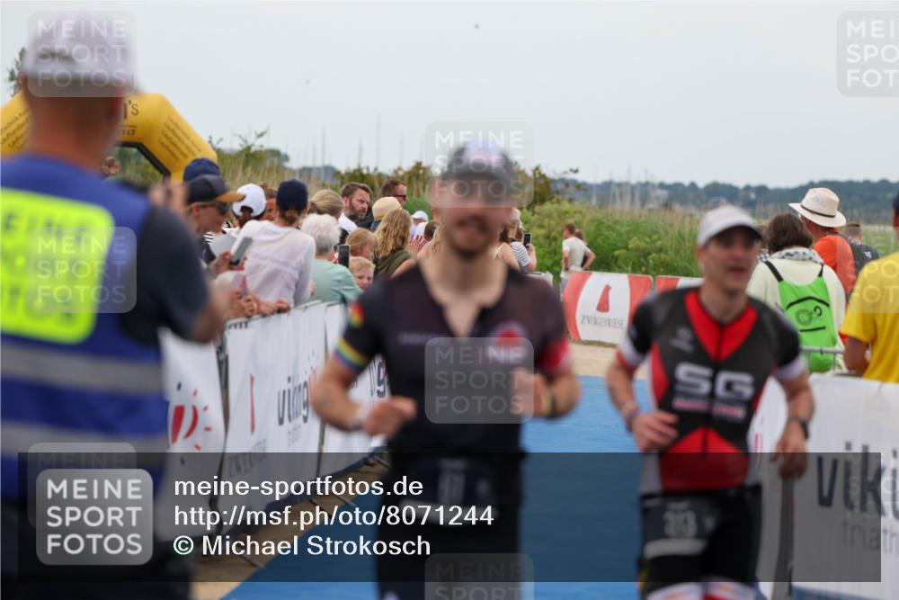 22.06.2025 - Viking Triathlon Michael Strokosch http://msf.ph/oto/8071244 22.06.2025 15:28:06 Ziel 61, 313 meine-sportfotos.de