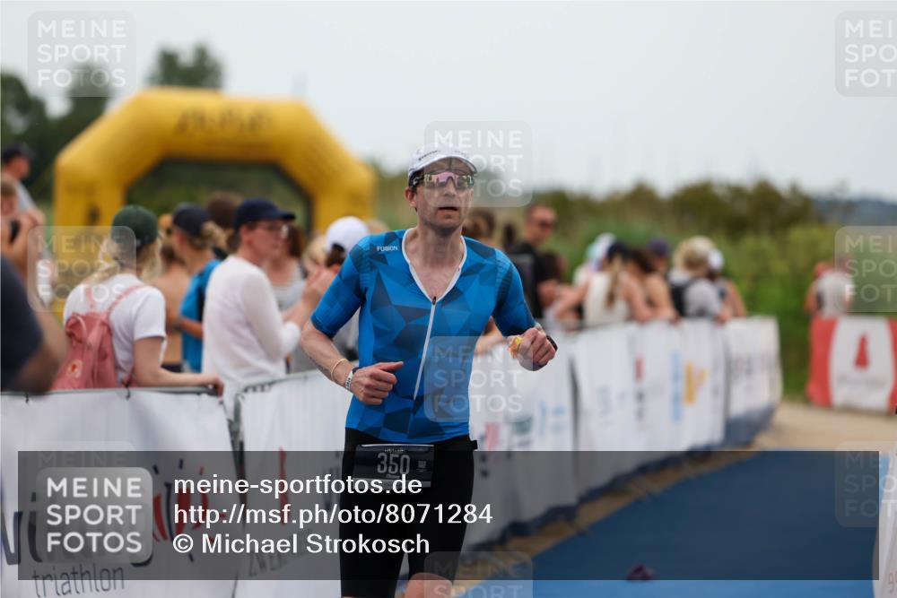 22.06.2025 - Viking Triathlon Michael Strokosch http://msf.ph/oto/8071284 22.06.2025 15:28:31 Ziel 157, 350 meine-sportfotos.de
