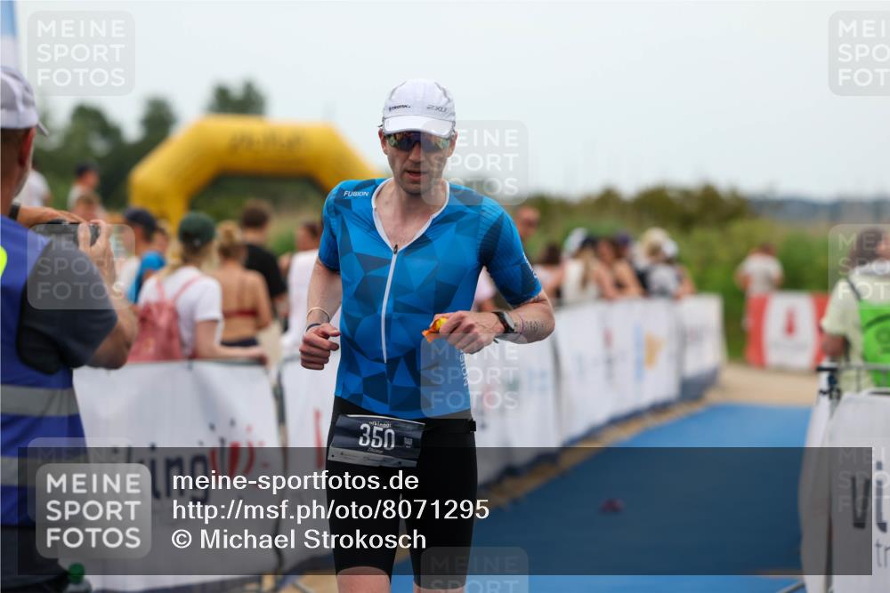 22.06.2025 - Viking Triathlon Michael Strokosch http://msf.ph/oto/8071295 22.06.2025 15:28:32 Ziel 157, 350 meine-sportfotos.de