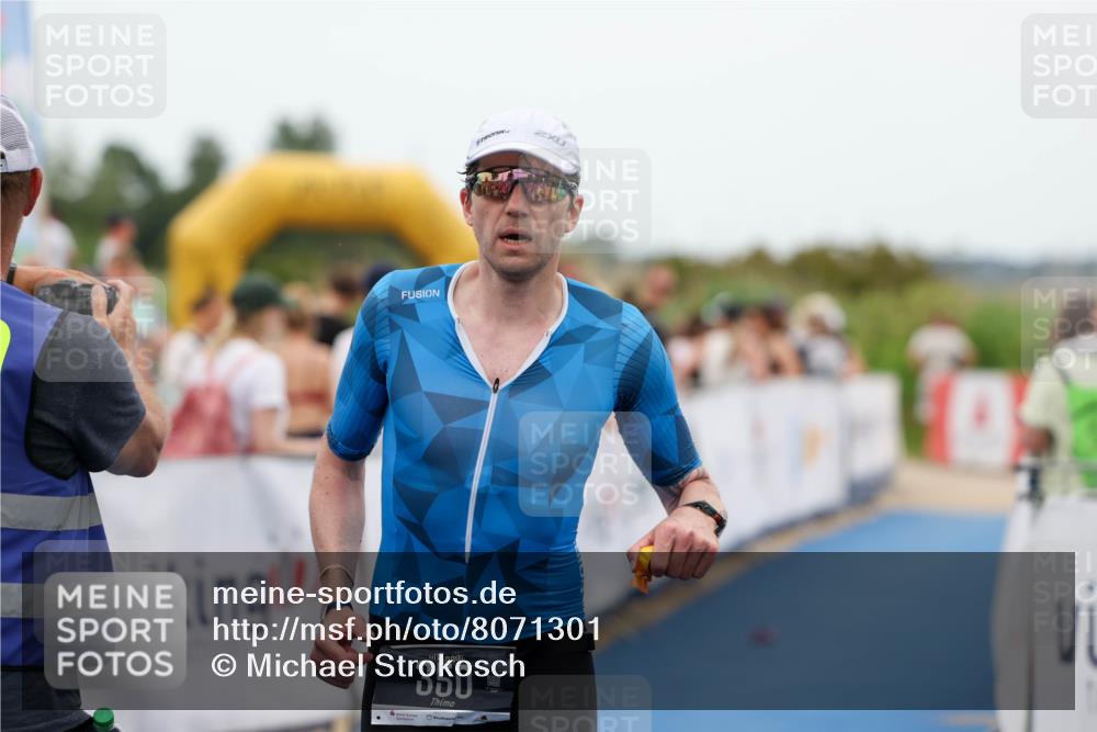 22.06.2025 - Viking Triathlon Michael Strokosch http://msf.ph/oto/8071301 22.06.2025 15:28:33 Ziel 157, 350 meine-sportfotos.de