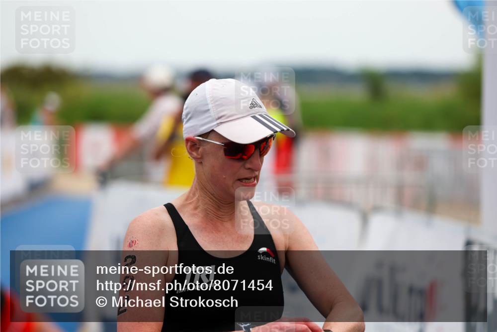 22.06.2025 - Viking Triathlon Michael Strokosch http://msf.ph/oto/8071454 22.06.2025 15:43:40 Ziel 282 meine-sportfotos.de