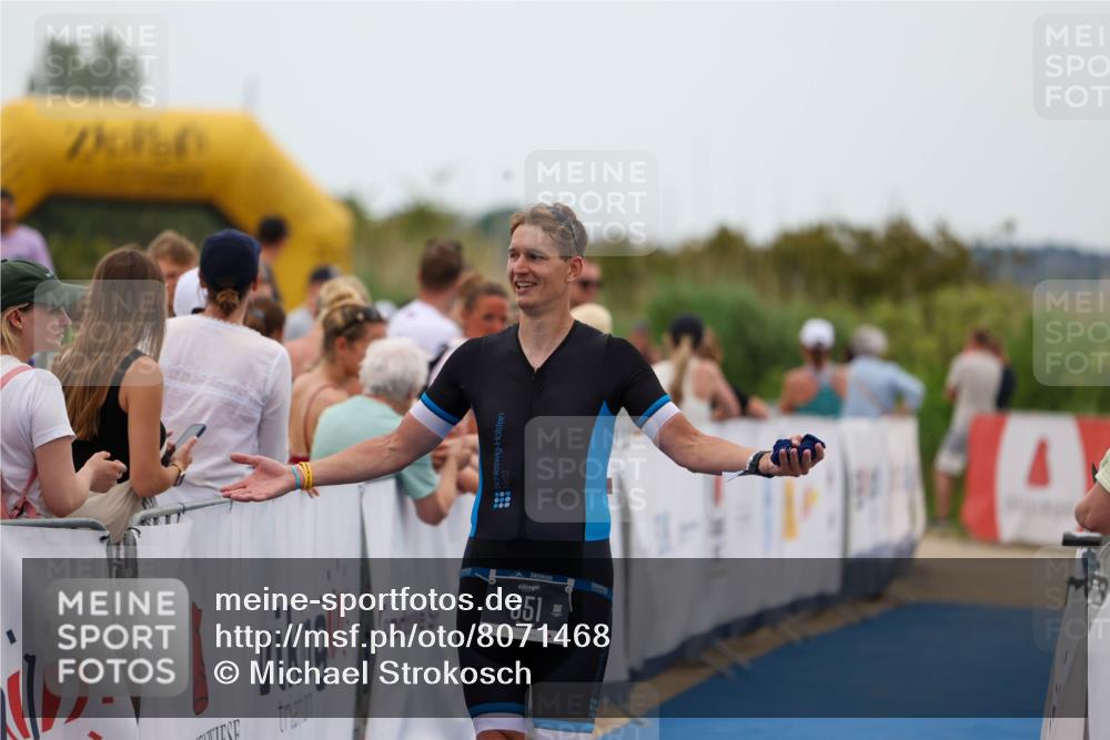 22.06.2025 - Viking Triathlon Michael Strokosch http://msf.ph/oto/8071468 22.06.2025 15:29:53 Ziel 351 meine-sportfotos.de