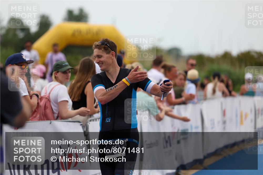 22.06.2025 - Viking Triathlon Michael Strokosch http://msf.ph/oto/8071481 22.06.2025 15:29:54 Ziel 351 meine-sportfotos.de