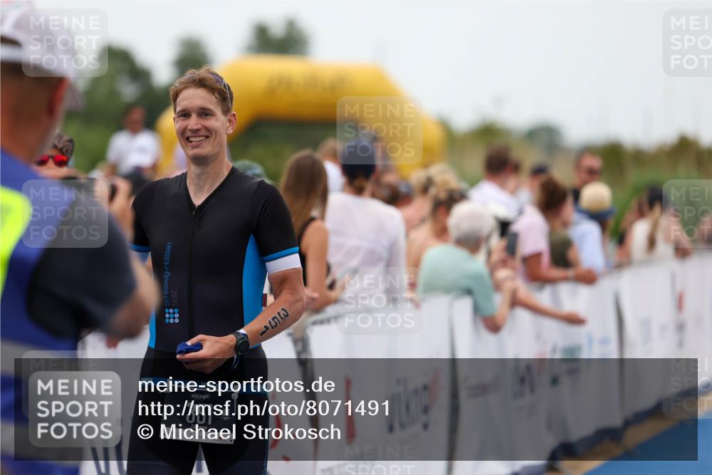 22.06.2025 - Viking Triathlon Michael Strokosch http://msf.ph/oto/8071491 22.06.2025 15:29:55 Ziel 351 meine-sportfotos.de