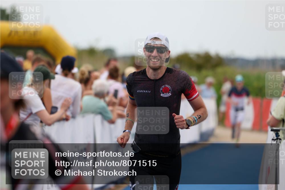 22.06.2025 - Viking Triathlon Michael Strokosch http://msf.ph/oto/8071515 22.06.2025 15:30:07 Ziel 433 meine-sportfotos.de
