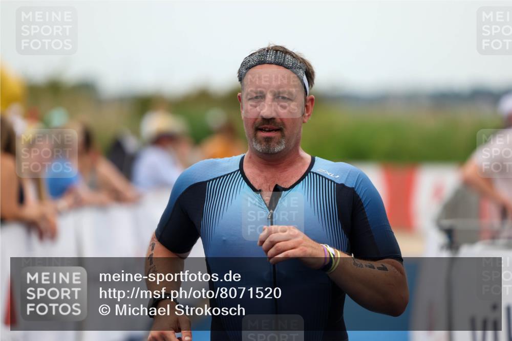 22.06.2025 - Viking Triathlon Michael Strokosch http://msf.ph/oto/8071520 22.06.2025 15:43:54 Ziel 114 meine-sportfotos.de