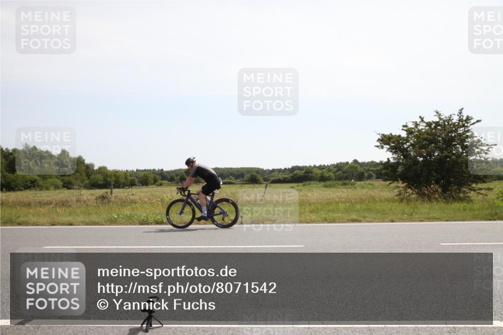 22.06.2025 - Viking Triathlon Yannick Fuchs http://msf.ph/oto/8071542 22.06.2025 11:50:32 Radfahren 275, 505, 530 meine-sportfotos.de