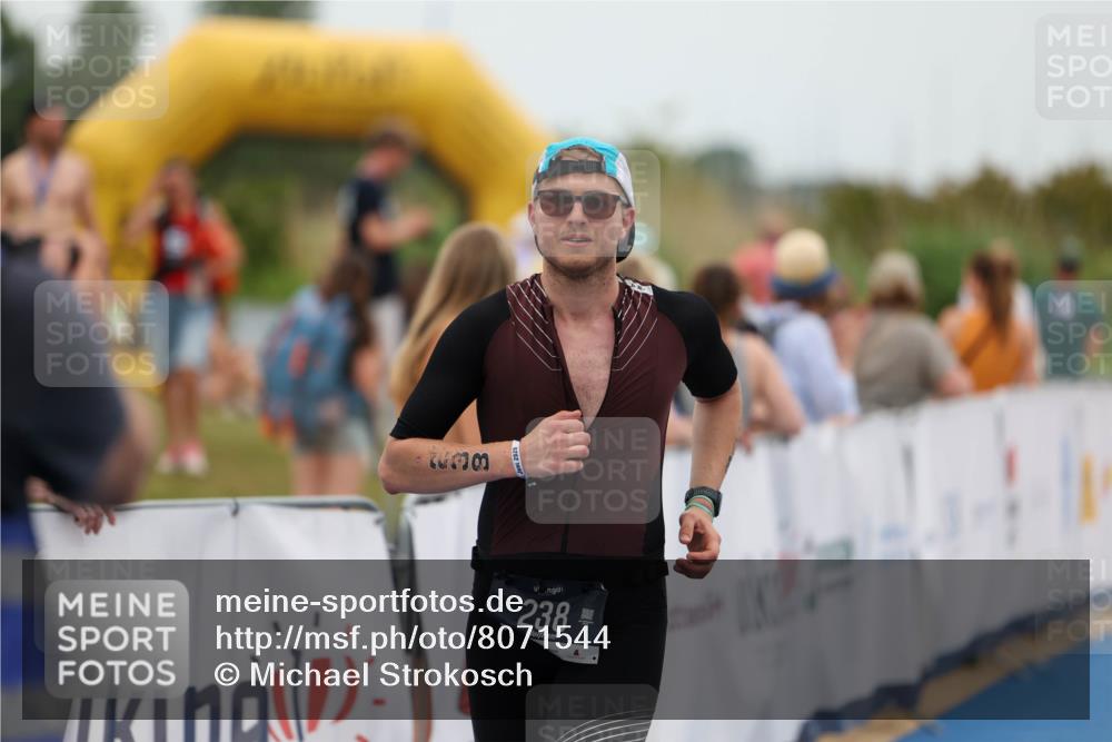 22.06.2025 - Viking Triathlon Michael Strokosch http://msf.ph/oto/8071544 22.06.2025 15:44:27 Ziel 238 meine-sportfotos.de