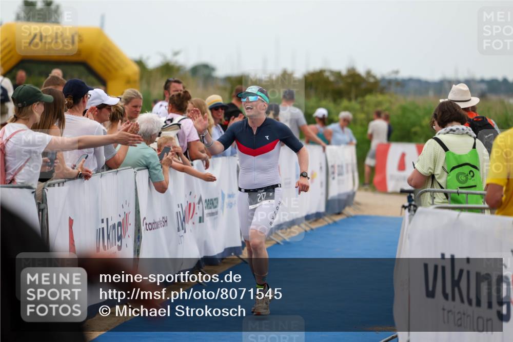 22.06.2025 - Viking Triathlon Michael Strokosch http://msf.ph/oto/8071545 22.06.2025 15:30:12 Ziel 217, 433 meine-sportfotos.de