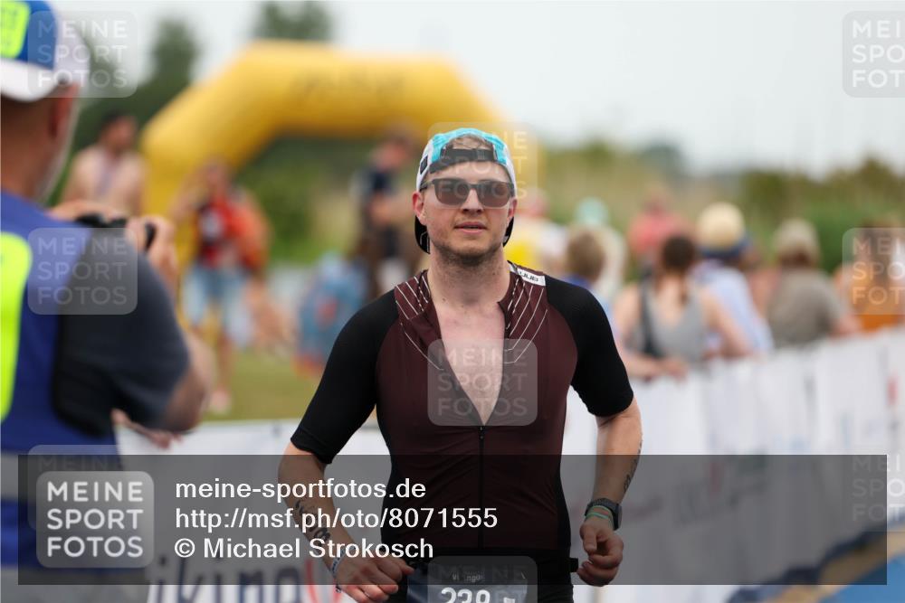 22.06.2025 - Viking Triathlon Michael Strokosch http://msf.ph/oto/8071555 22.06.2025 15:44:27 Ziel 238 meine-sportfotos.de