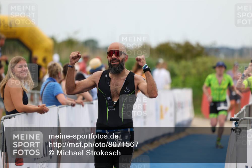 22.06.2025 - Viking Triathlon Michael Strokosch http://msf.ph/oto/8071567 22.06.2025 15:44:40 Ziel 84 meine-sportfotos.de
