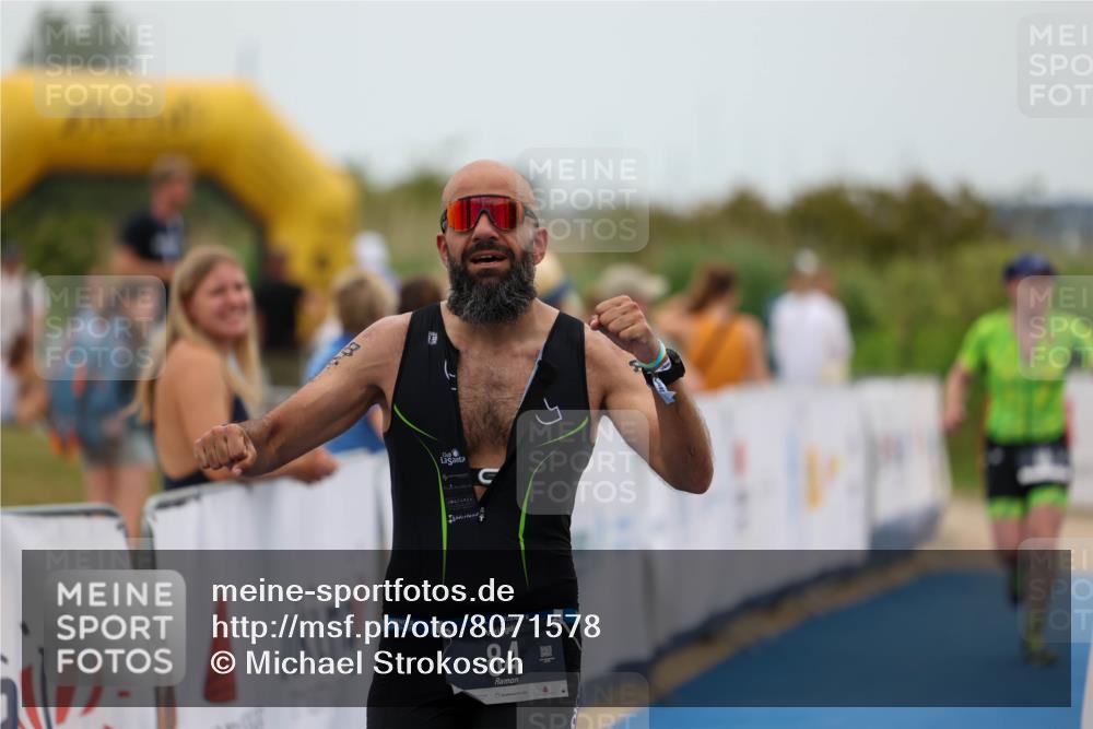 22.06.2025 - Viking Triathlon Michael Strokosch http://msf.ph/oto/8071578 22.06.2025 15:44:41 Ziel 66, 84 meine-sportfotos.de