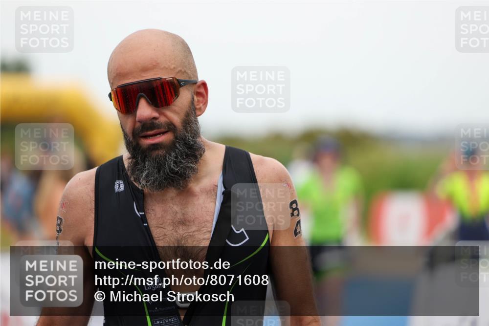 22.06.2025 - Viking Triathlon Michael Strokosch http://msf.ph/oto/8071608 22.06.2025 15:44:43 Ziel 66, 84 meine-sportfotos.de
