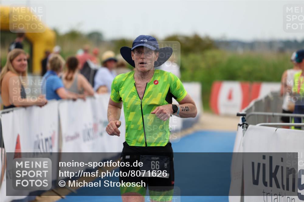 22.06.2025 - Viking Triathlon Michael Strokosch http://msf.ph/oto/8071626 22.06.2025 15:44:46 Ziel 66, 84 meine-sportfotos.de