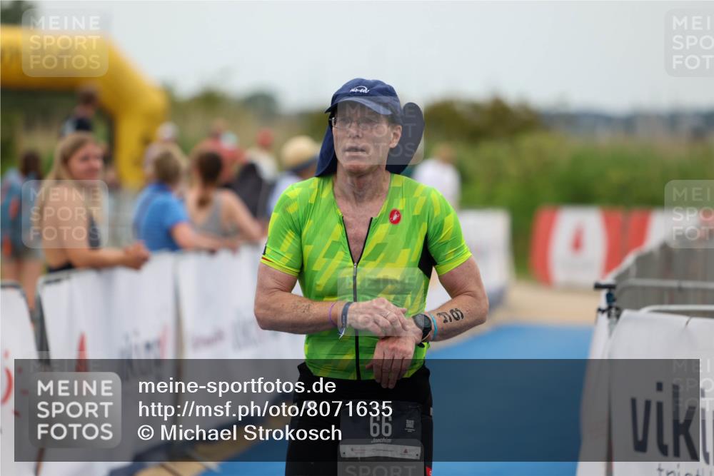 22.06.2025 - Viking Triathlon Michael Strokosch http://msf.ph/oto/8071635 22.06.2025 15:44:47 Ziel 66, 84 meine-sportfotos.de