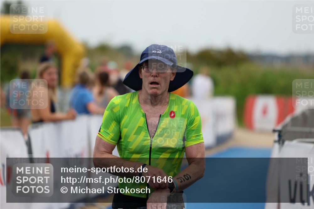 22.06.2025 - Viking Triathlon Michael Strokosch http://msf.ph/oto/8071646 22.06.2025 15:44:47 Ziel 66, 84 meine-sportfotos.de