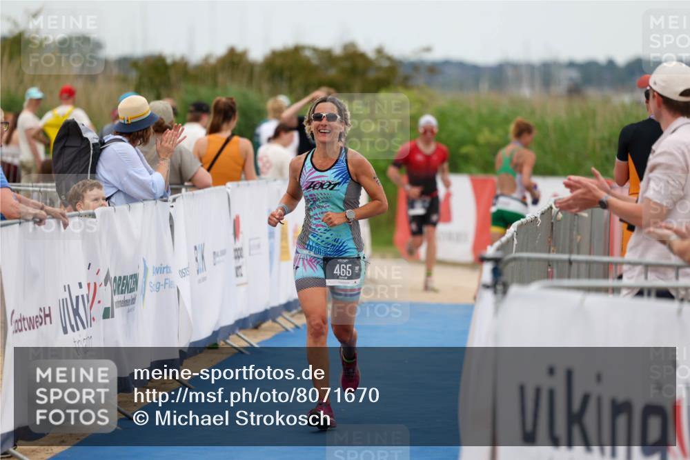 22.06.2025 - Viking Triathlon Michael Strokosch http://msf.ph/oto/8071670 22.06.2025 15:45:04 Ziel 465 meine-sportfotos.de